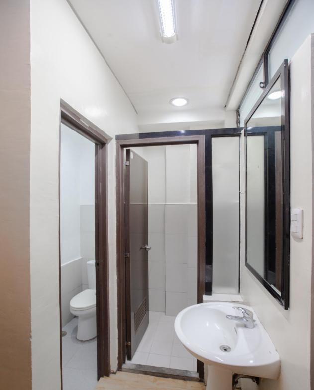 Monchere Dormitory Manila Dış mekan fotoğraf
